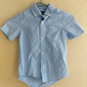 Children's Place Toddler Boy Button Up Size 5/6